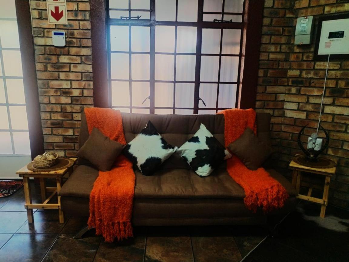 2K City Studios Not Self Catering グラスコップ エクステリア 写真