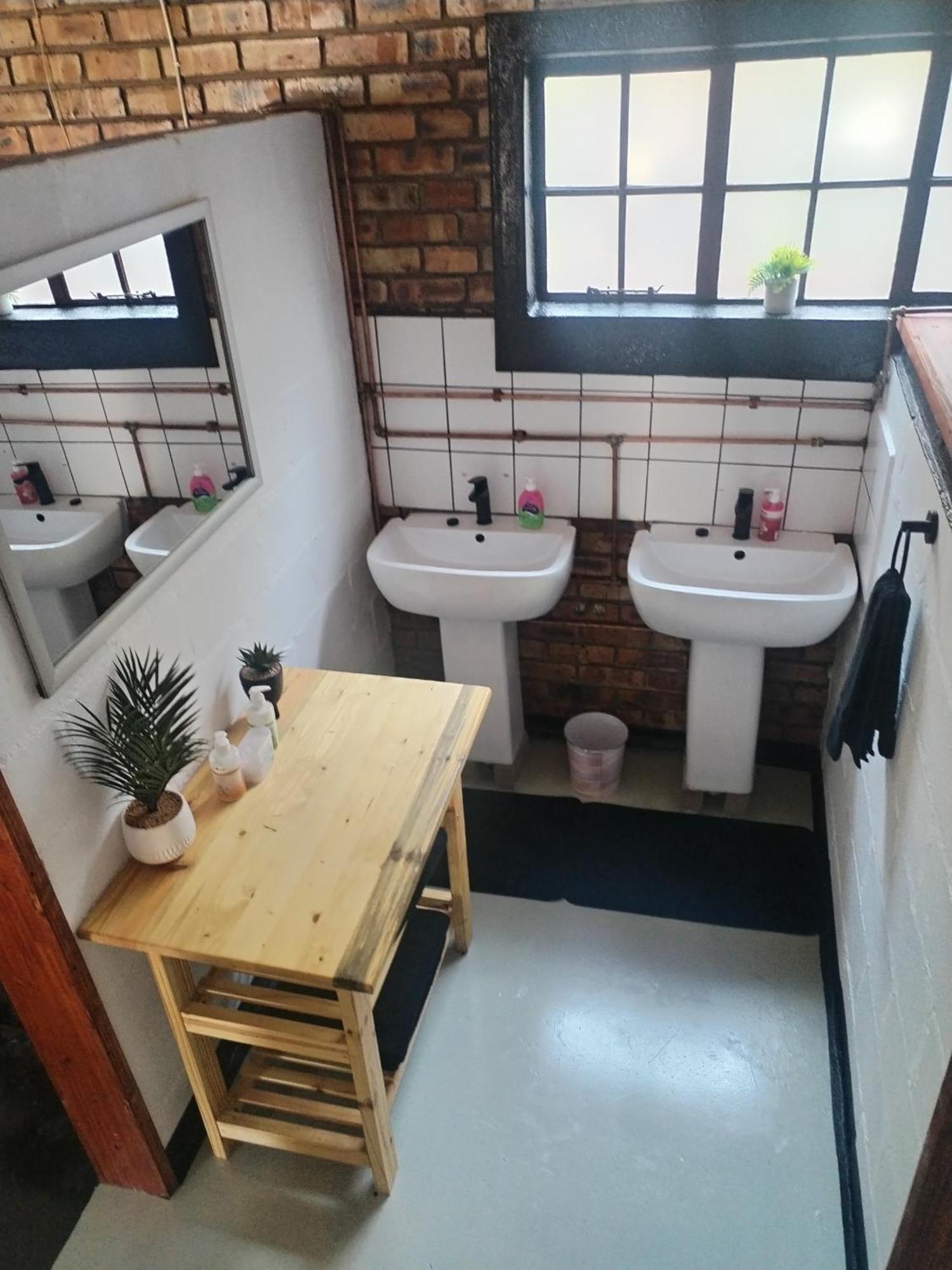 2K City Studios Not Self Catering グラスコップ エクステリア 写真